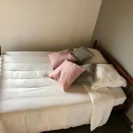 Apartament De Charme Pres De Saint Ferreol Vaudreuille